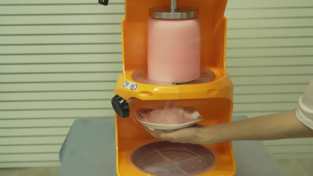 Machine à glace pilée -1